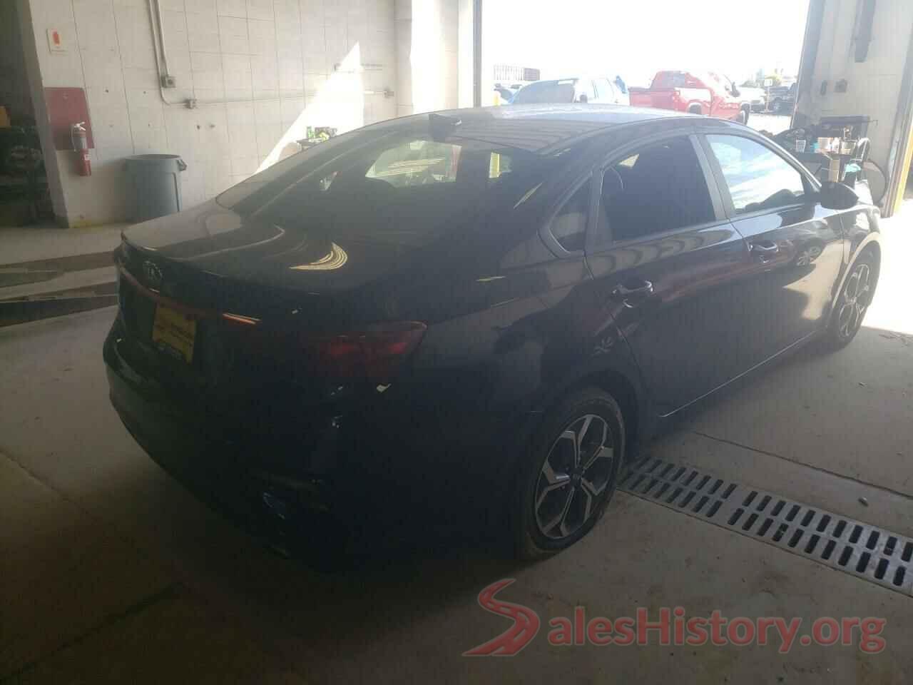 3KPF24AD2KE055685 2019 KIA FORTE