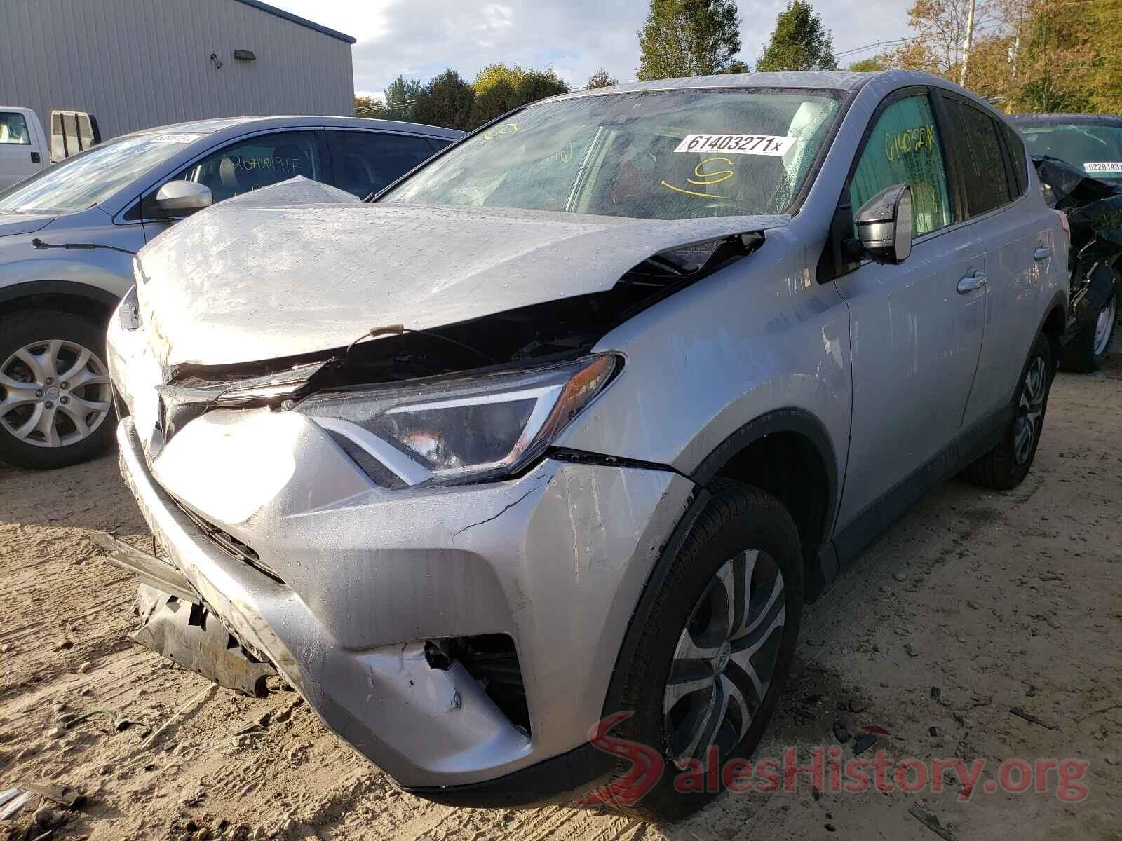 2T3BFREV8JW786143 2018 TOYOTA RAV4