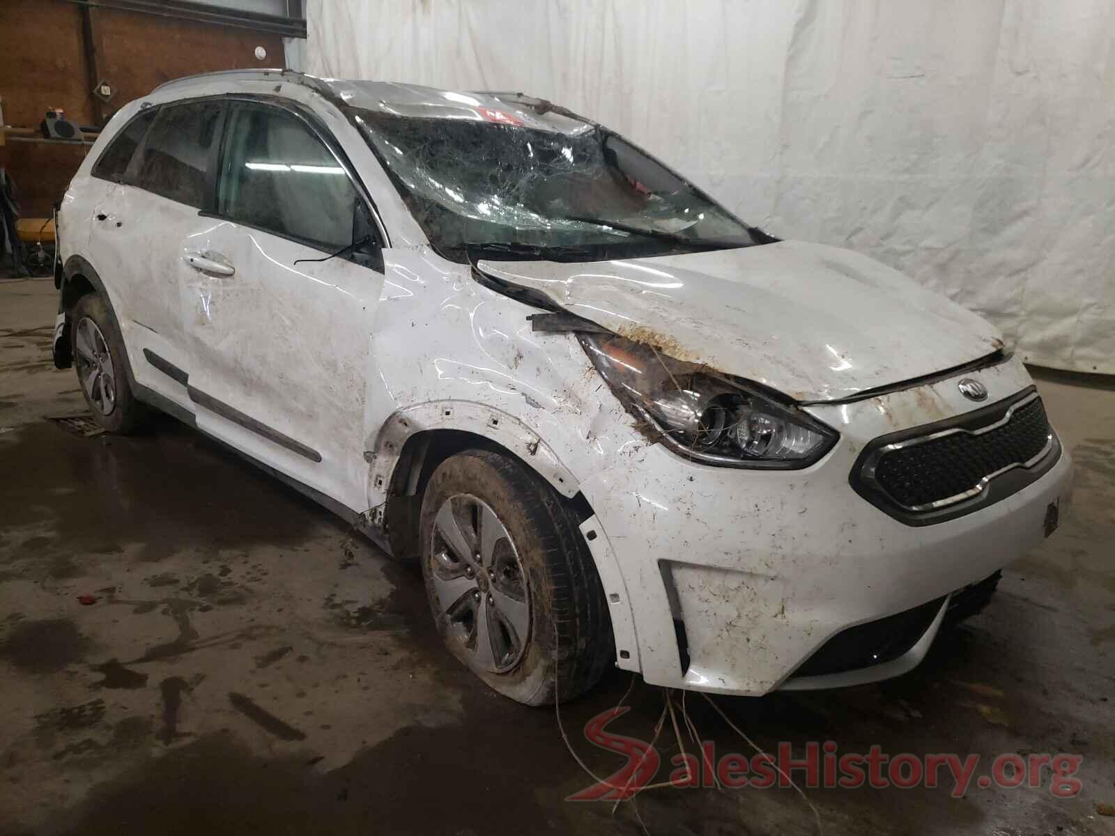 KNDCB3LCXK5217303 2019 KIA NIRO