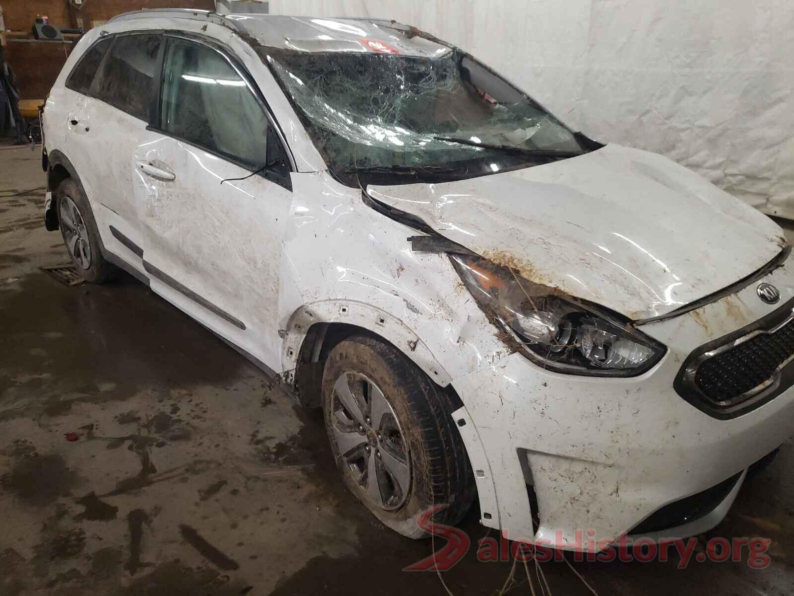 KNDCB3LCXK5217303 2019 KIA NIRO