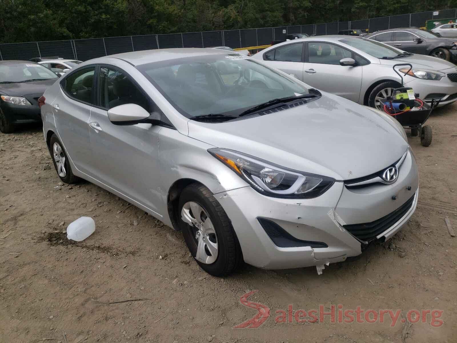 5NPDH4AE8GH715794 2016 HYUNDAI ELANTRA