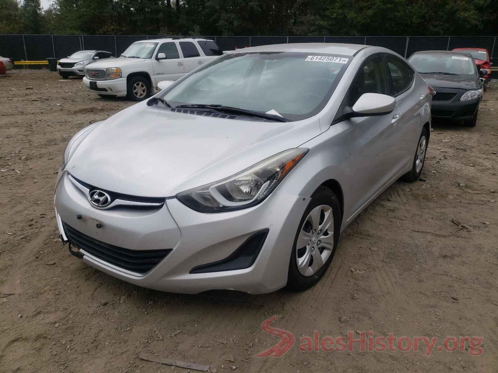 5NPDH4AE8GH715794 2016 HYUNDAI ELANTRA