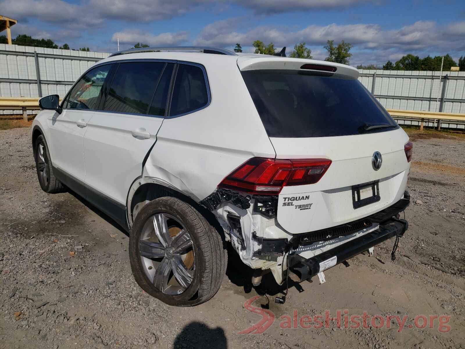 3VV4B7AX0JM070369 2018 VOLKSWAGEN TIGUAN