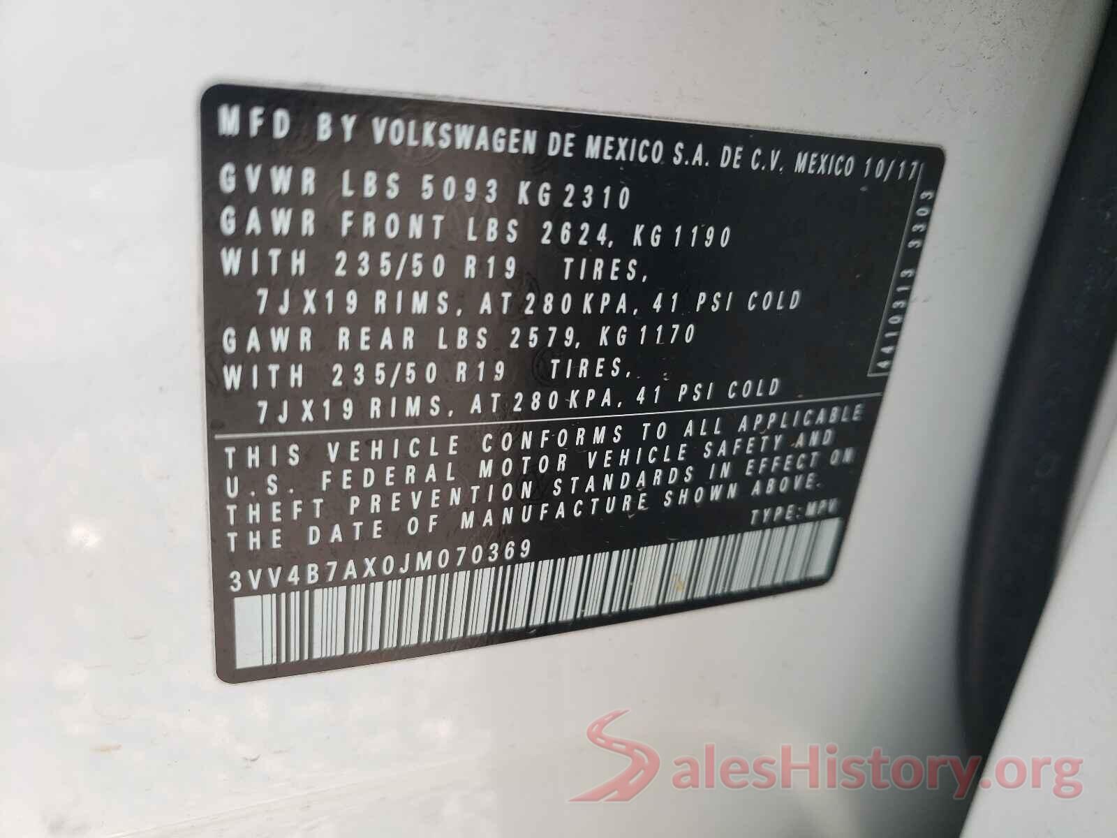 3VV4B7AX0JM070369 2018 VOLKSWAGEN TIGUAN