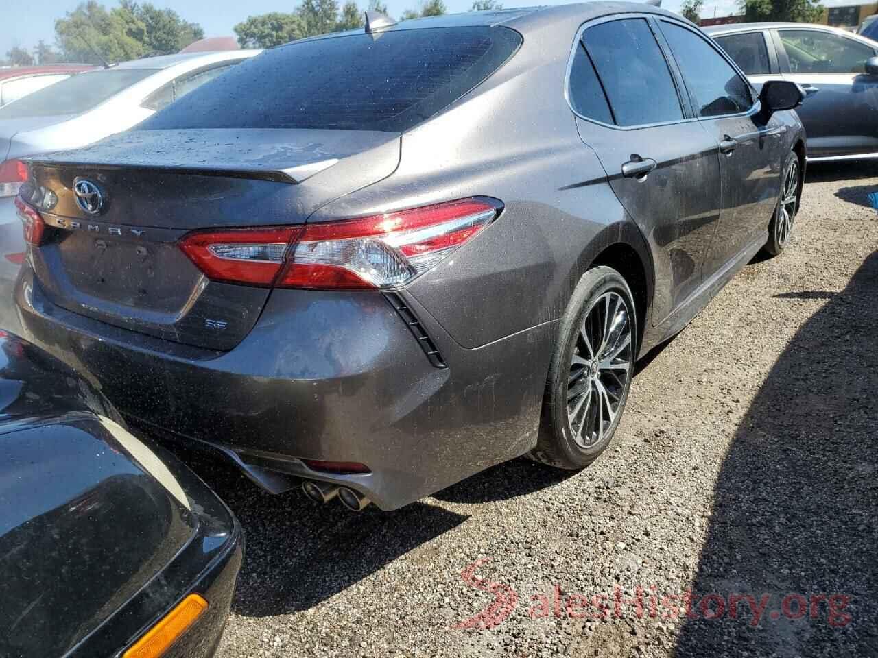 4T1G11AK0LU958565 2020 TOYOTA CAMRY