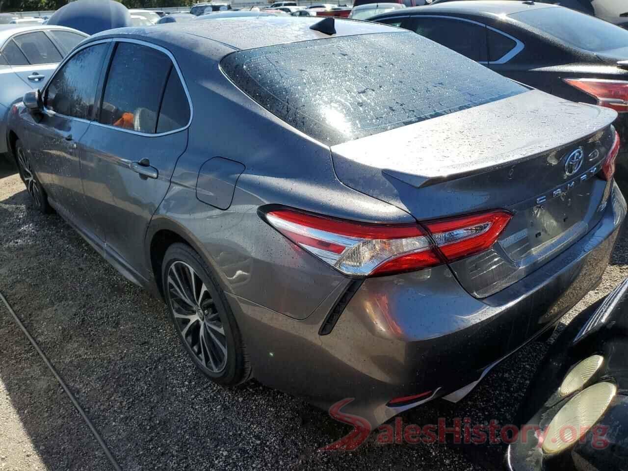 4T1G11AK0LU958565 2020 TOYOTA CAMRY