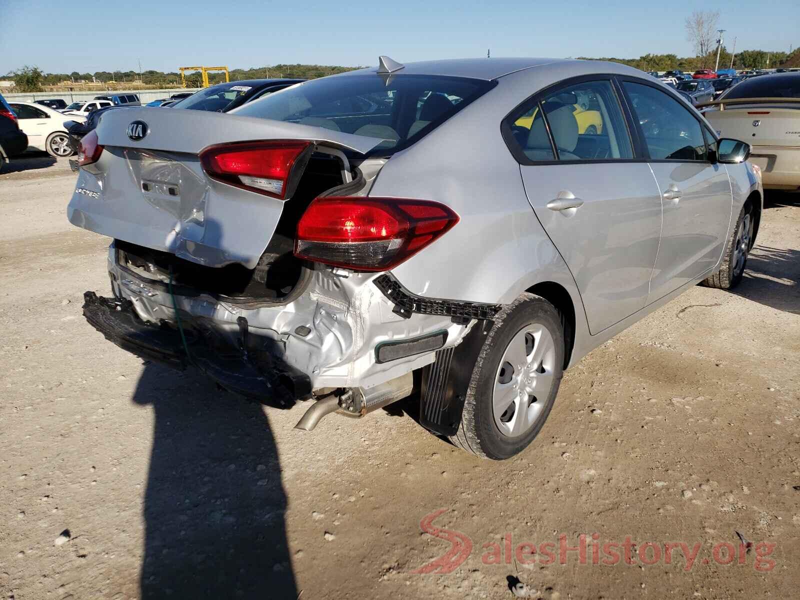 3KPFK4A78JE234273 2018 KIA FORTE