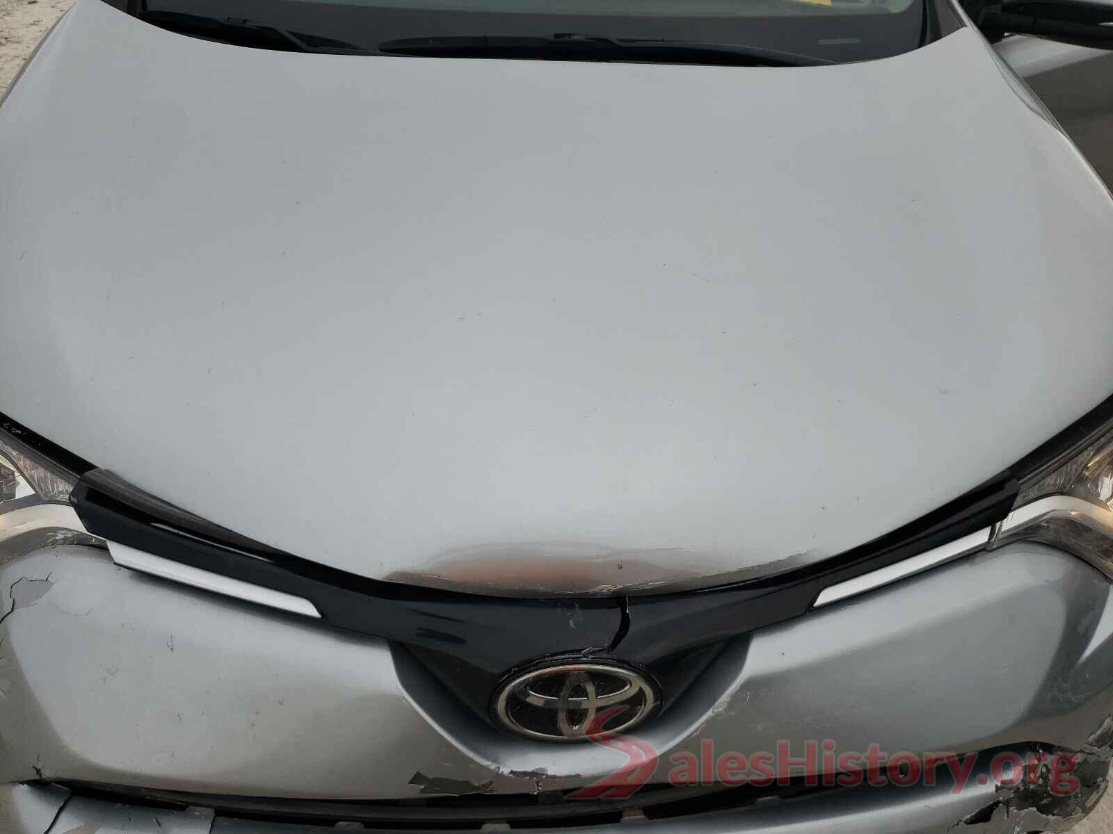 2T3RFREV3HW556003 2017 TOYOTA RAV4