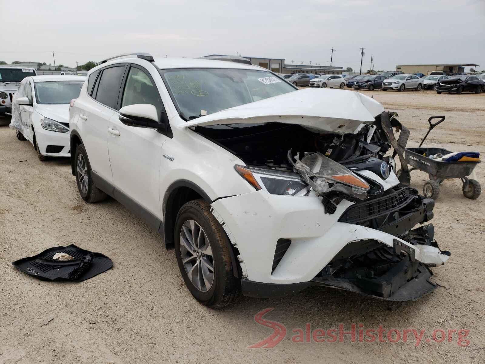 JTMRJREV3JD225892 2018 TOYOTA RAV4