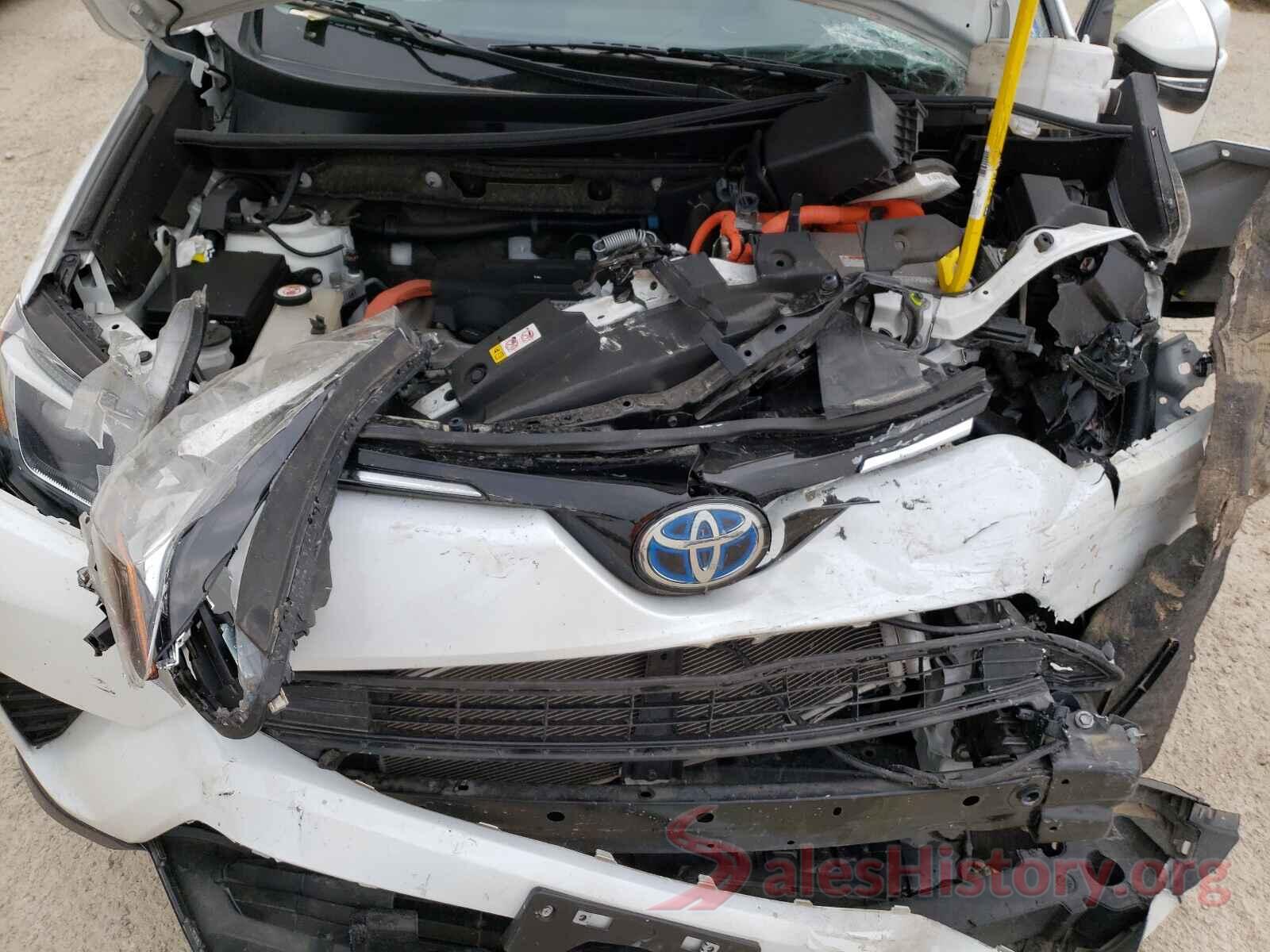 JTMRJREV3JD225892 2018 TOYOTA RAV4