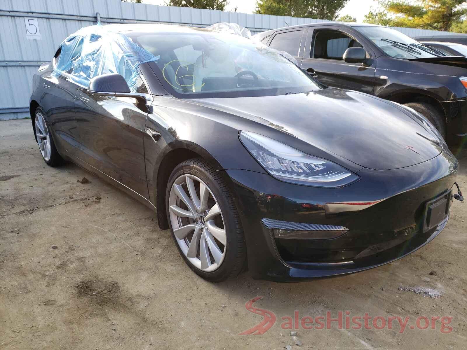 5YJ3E1EB4KF391396 2019 TESLA MODEL 3