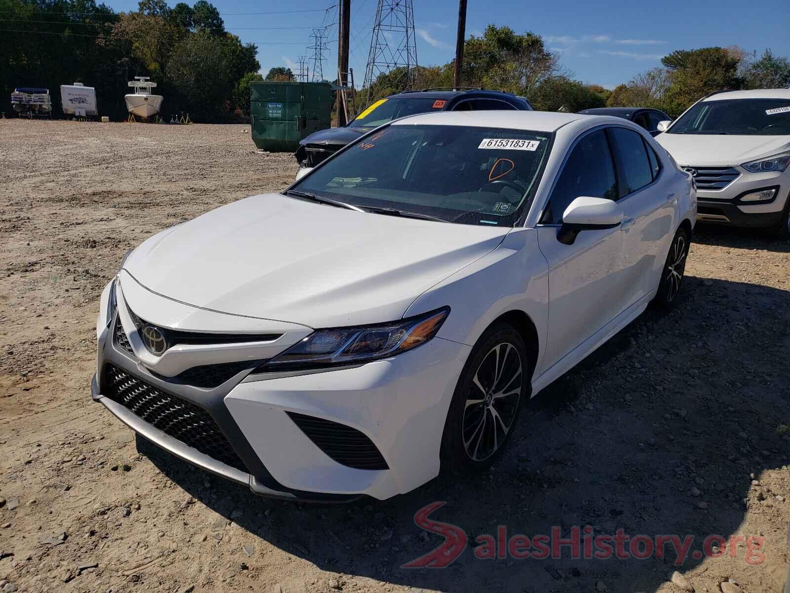 4T1B11HKXKU280230 2019 TOYOTA CAMRY