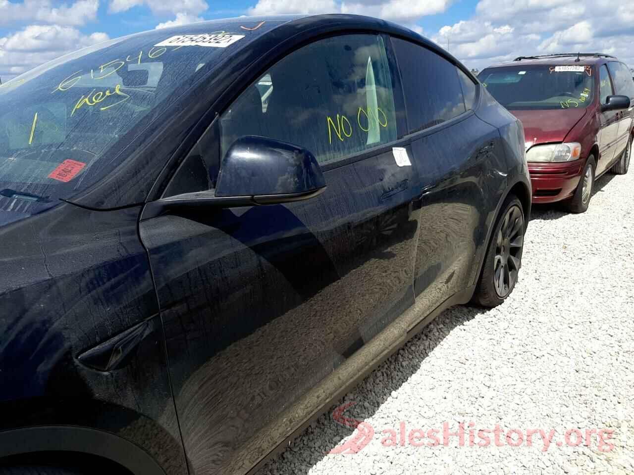 5YJYGDEE0MF070454 2021 TESLA MODEL Y