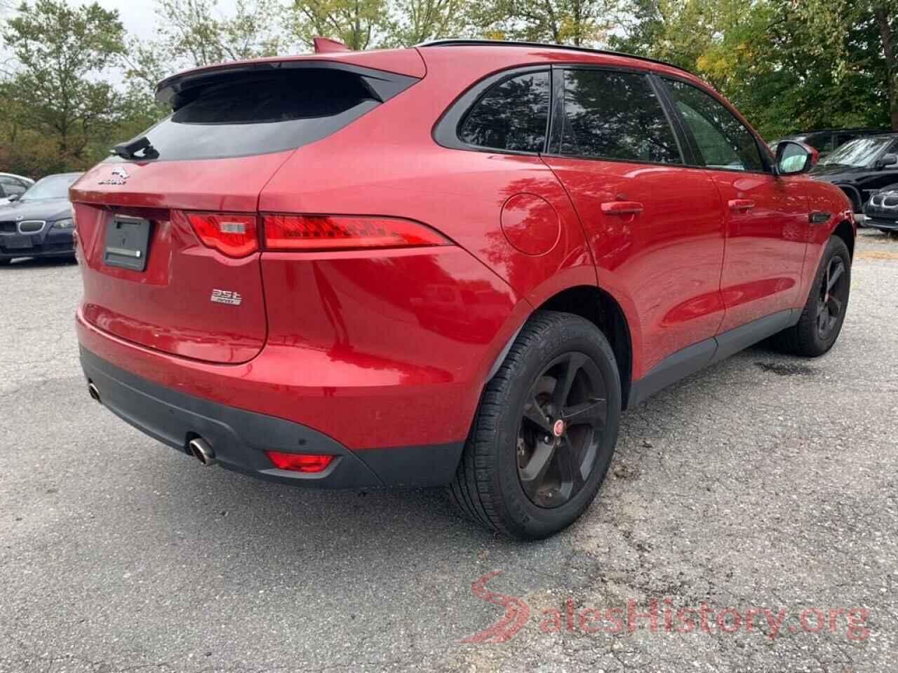 SADCJ2BV8HA488008 2017 JAGUAR F-PACE