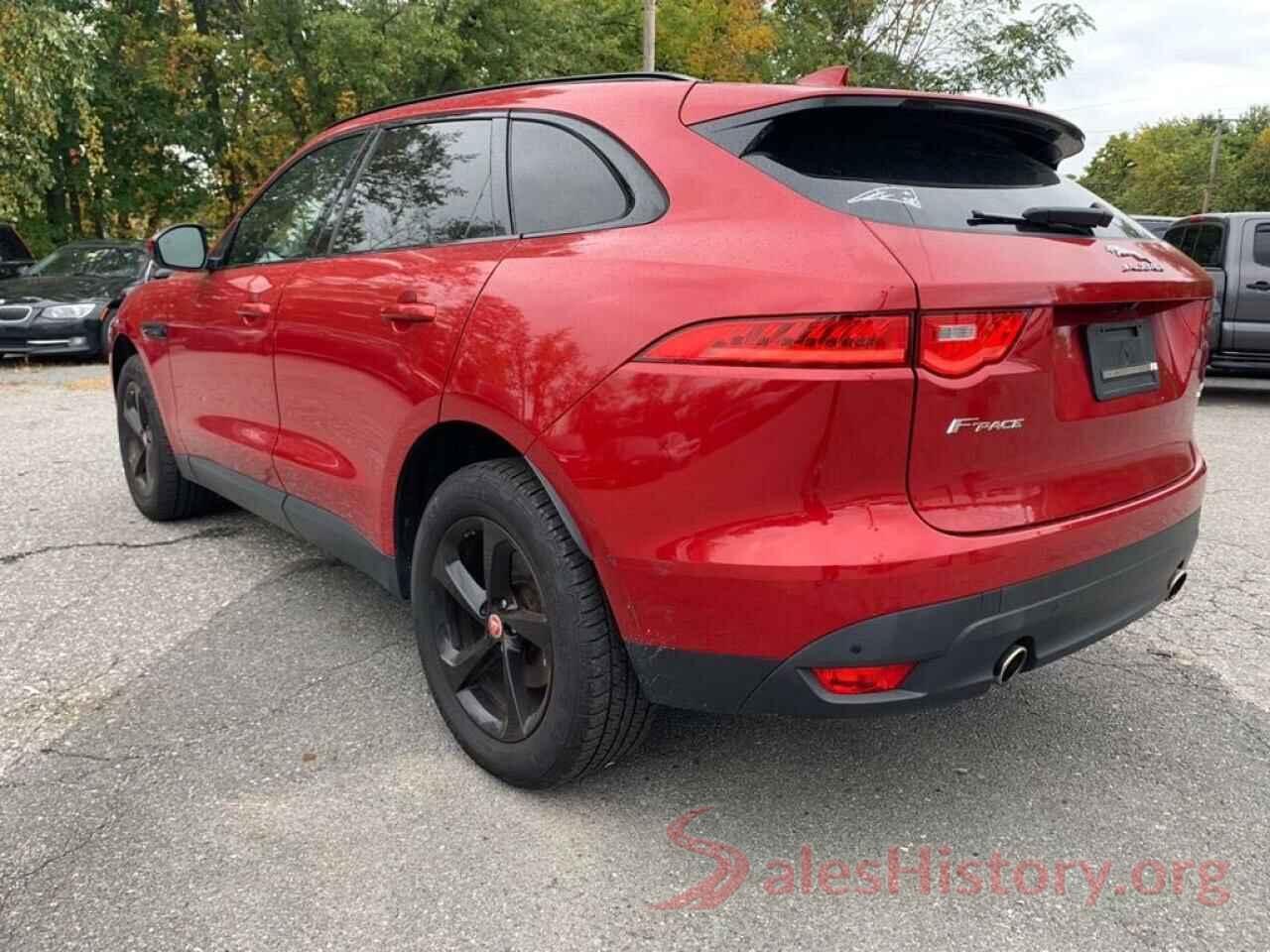 SADCJ2BV8HA488008 2017 JAGUAR F-PACE