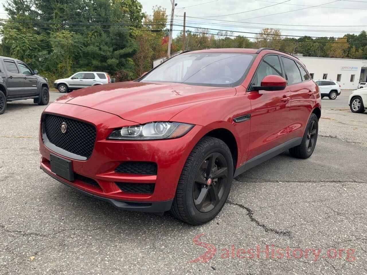 SADCJ2BV8HA488008 2017 JAGUAR F-PACE