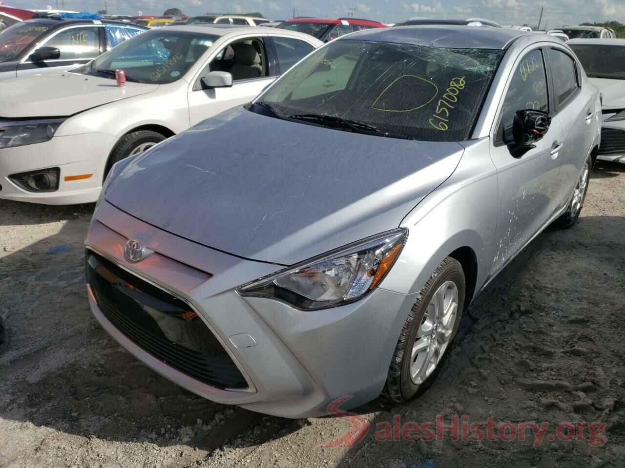 3MYDLBYV1JY333773 2018 TOYOTA YARIS