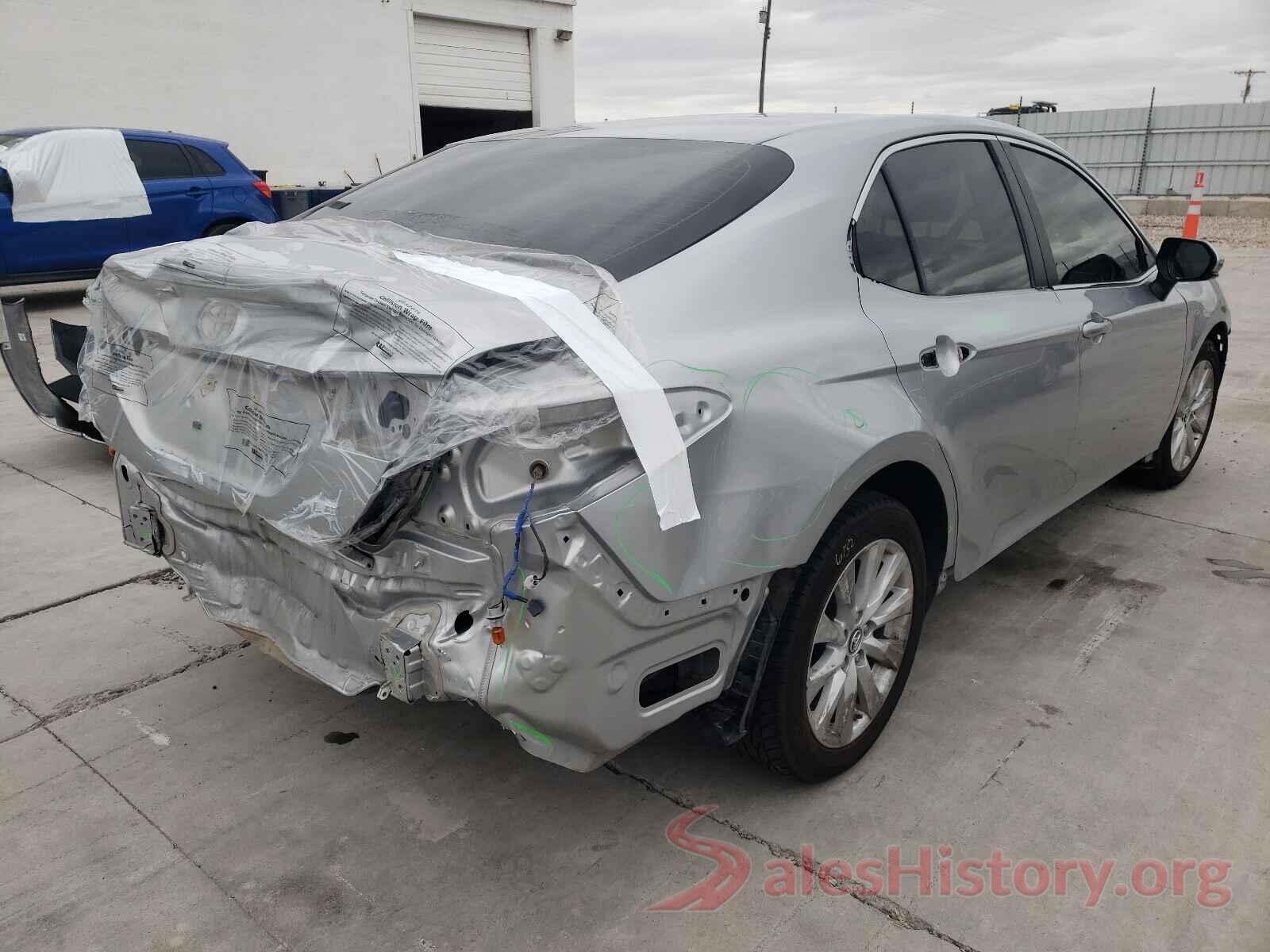 4T1B11HK5JU115569 2018 TOYOTA CAMRY