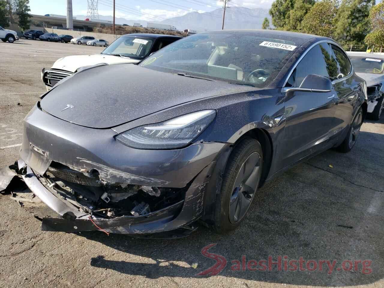 5YJ3E1EA4KF411086 2019 TESLA MODEL 3