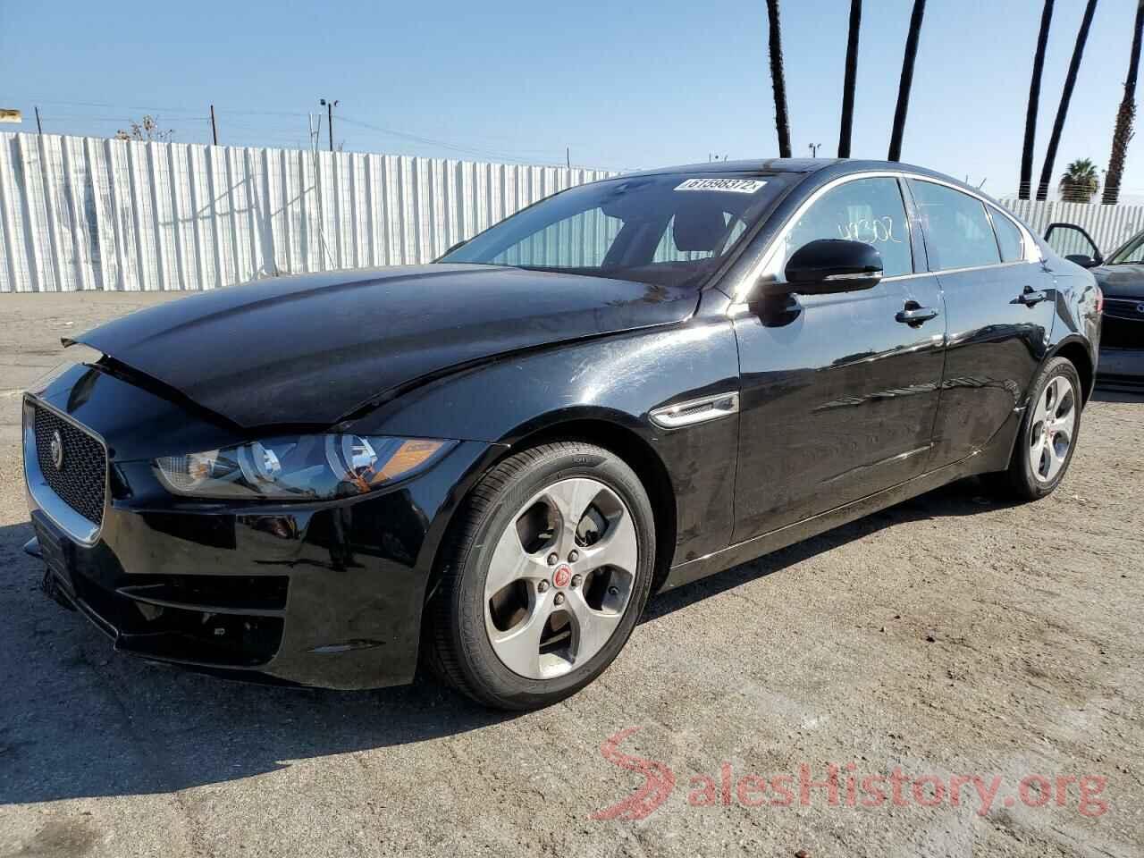 SAJAR4FX9JCP33526 2018 JAGUAR XE