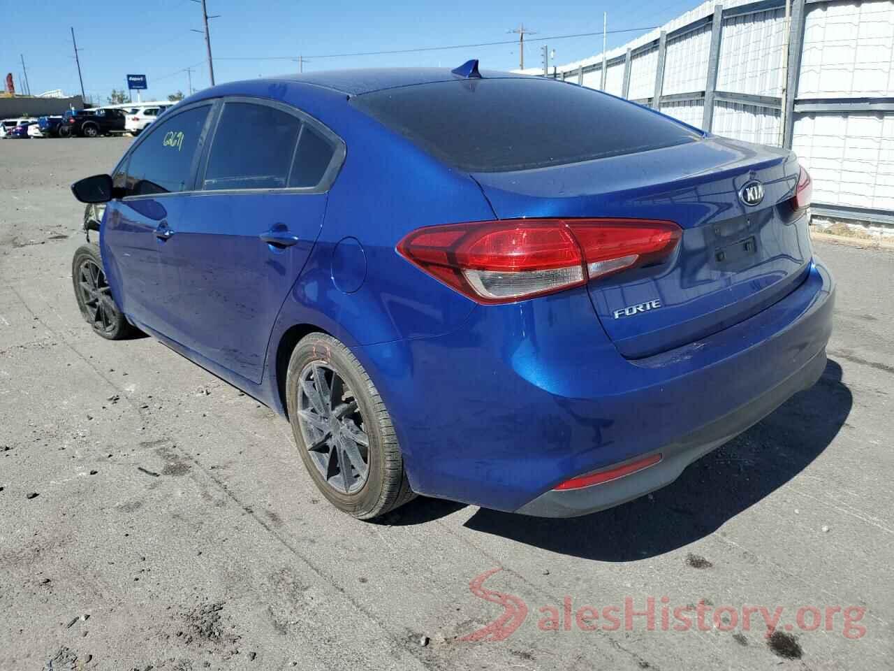 3KPFK4A70HE055588 2017 KIA FORTE