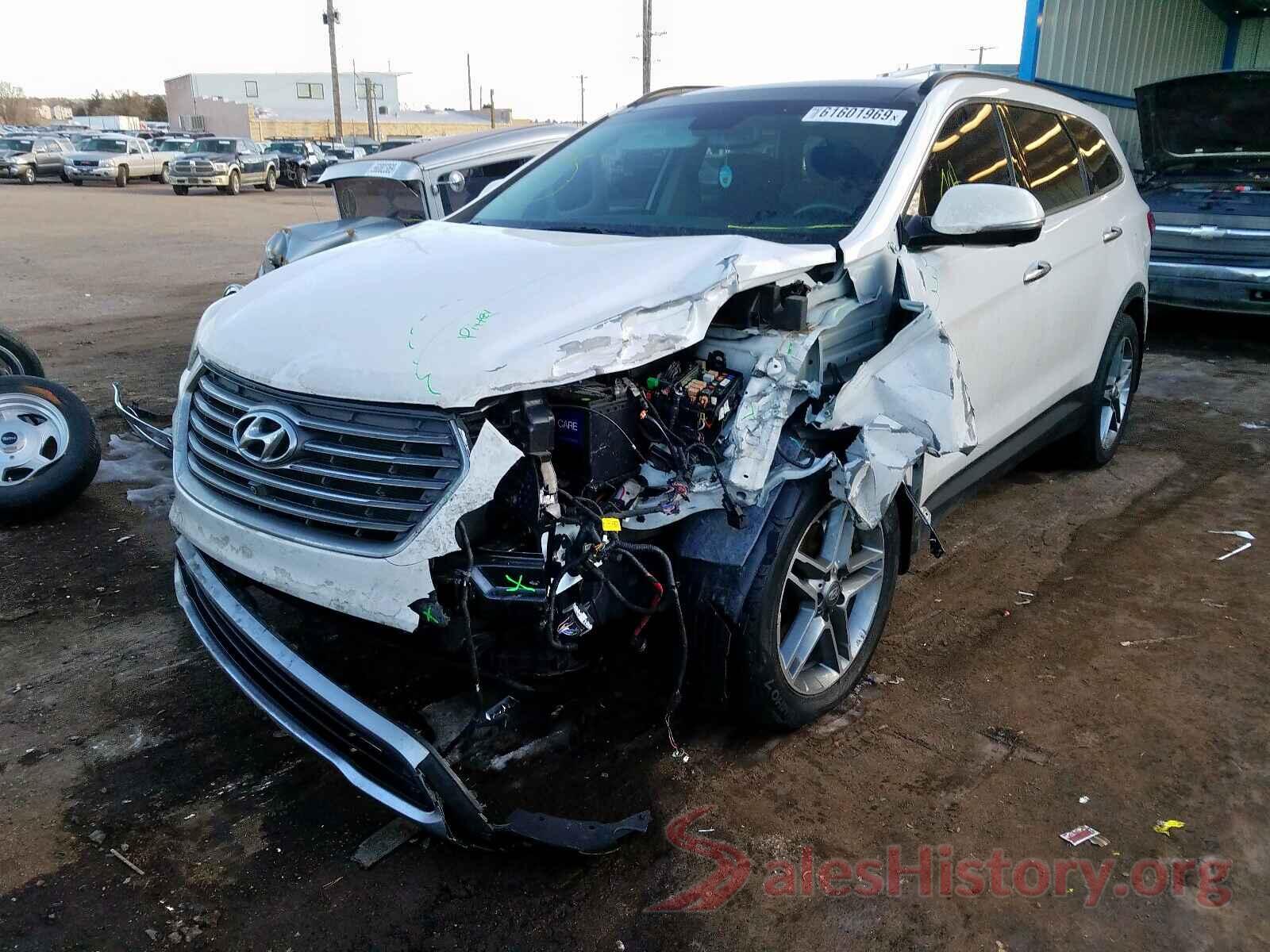 KM8SR4HF5JU275920 2018 HYUNDAI SANTA FE