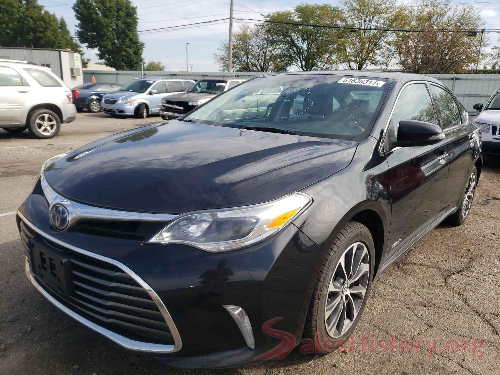 4T1BD1EB3JU063452 2018 TOYOTA AVALON