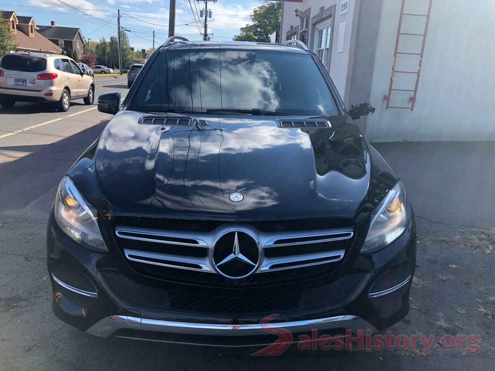 4JGDA5JB4HA853708 2017 MERCEDES-BENZ GLE-CLASS