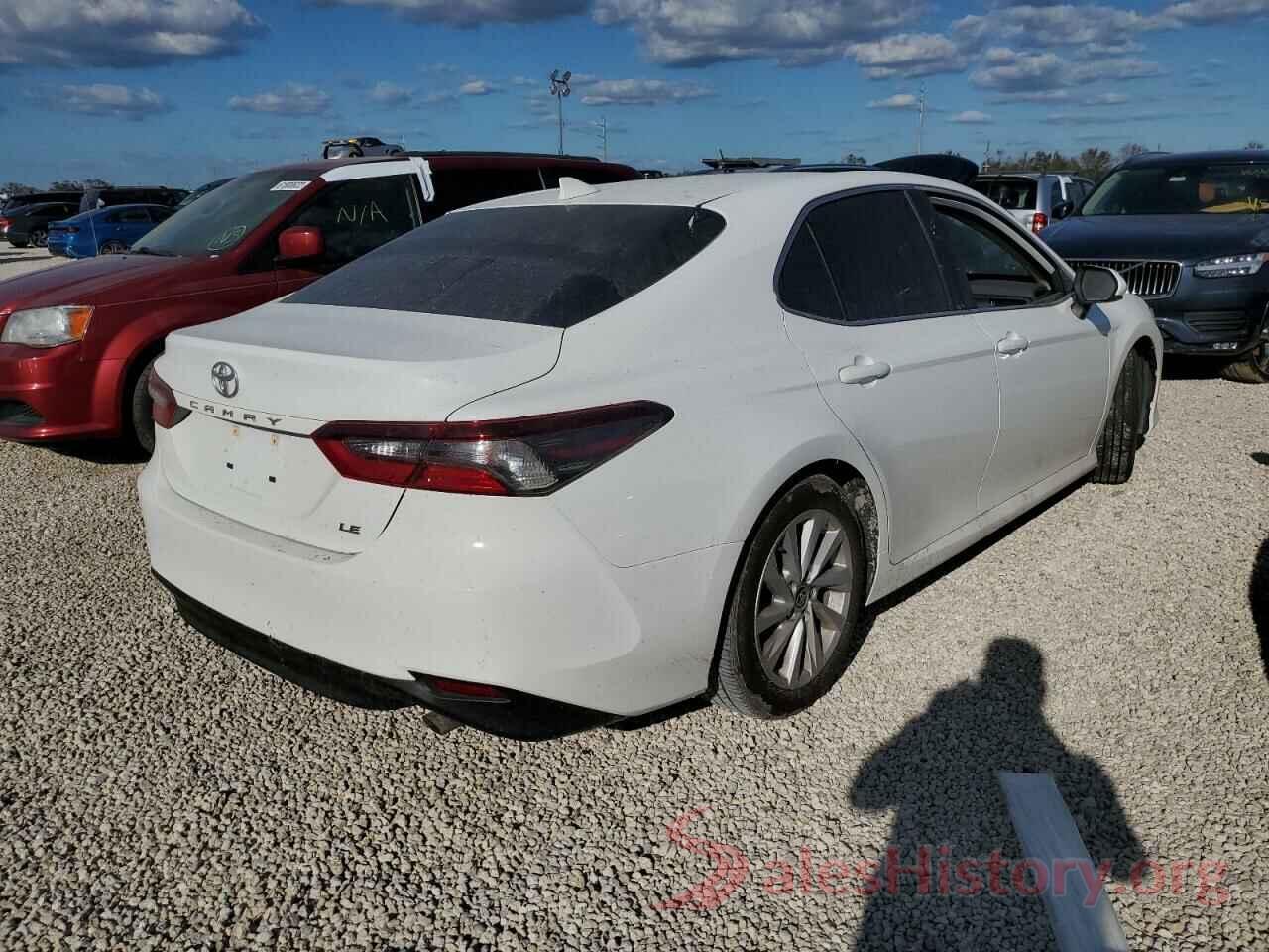 4T1C11AK7MU464462 2021 TOYOTA CAMRY