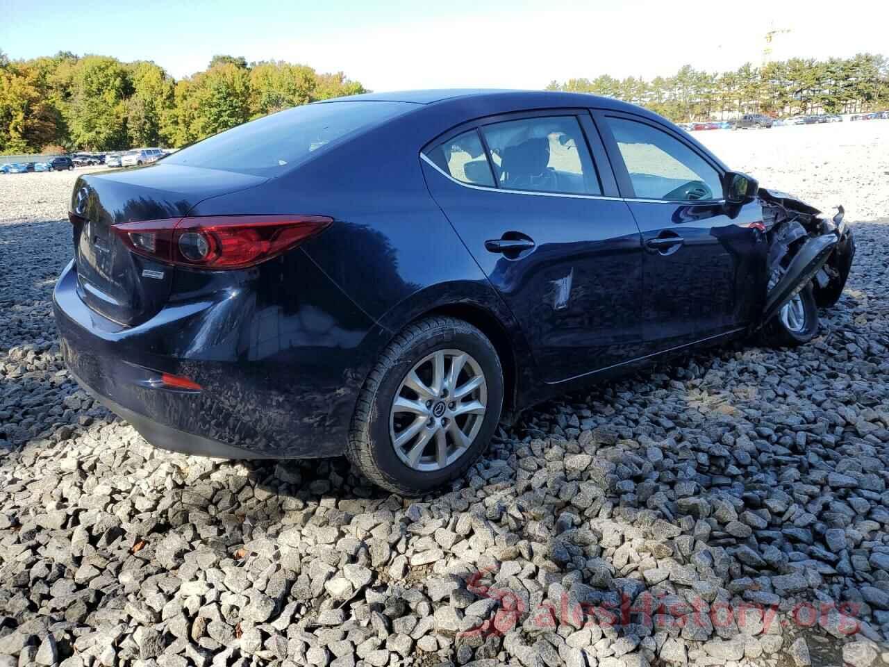 3MZBN1U79JM239758 2018 MAZDA 3