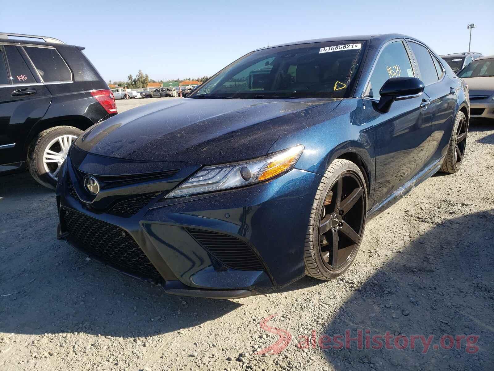 4T1B61HK4JU579244 2018 TOYOTA CAMRY