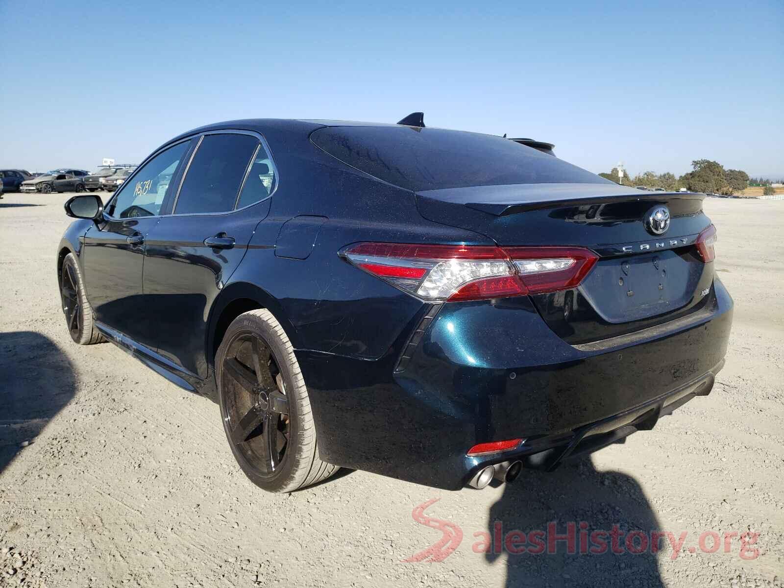 4T1B61HK4JU579244 2018 TOYOTA CAMRY