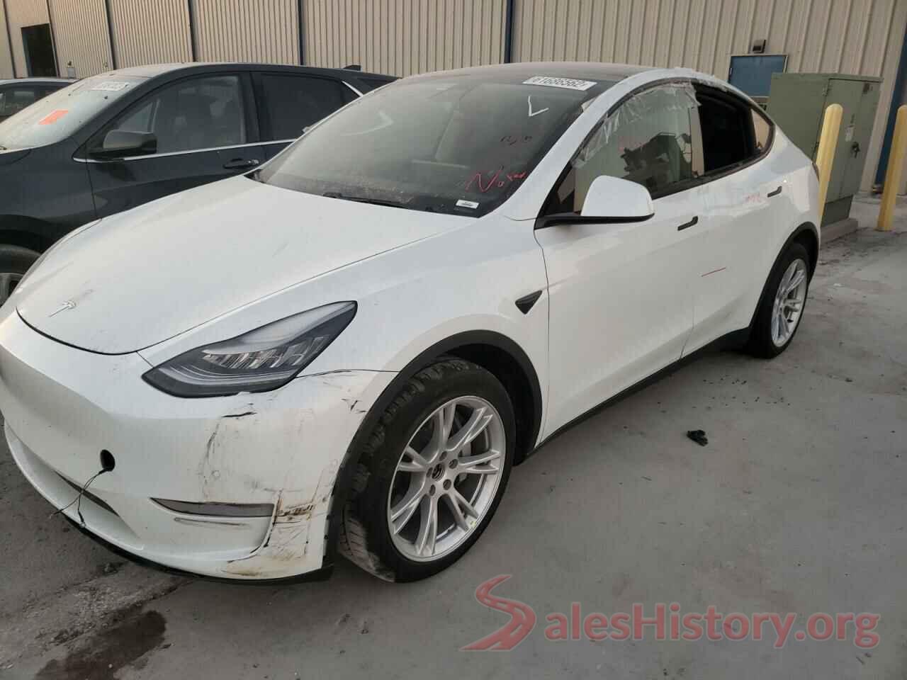 5YJYGDEE9LF026404 2020 TESLA MODEL Y