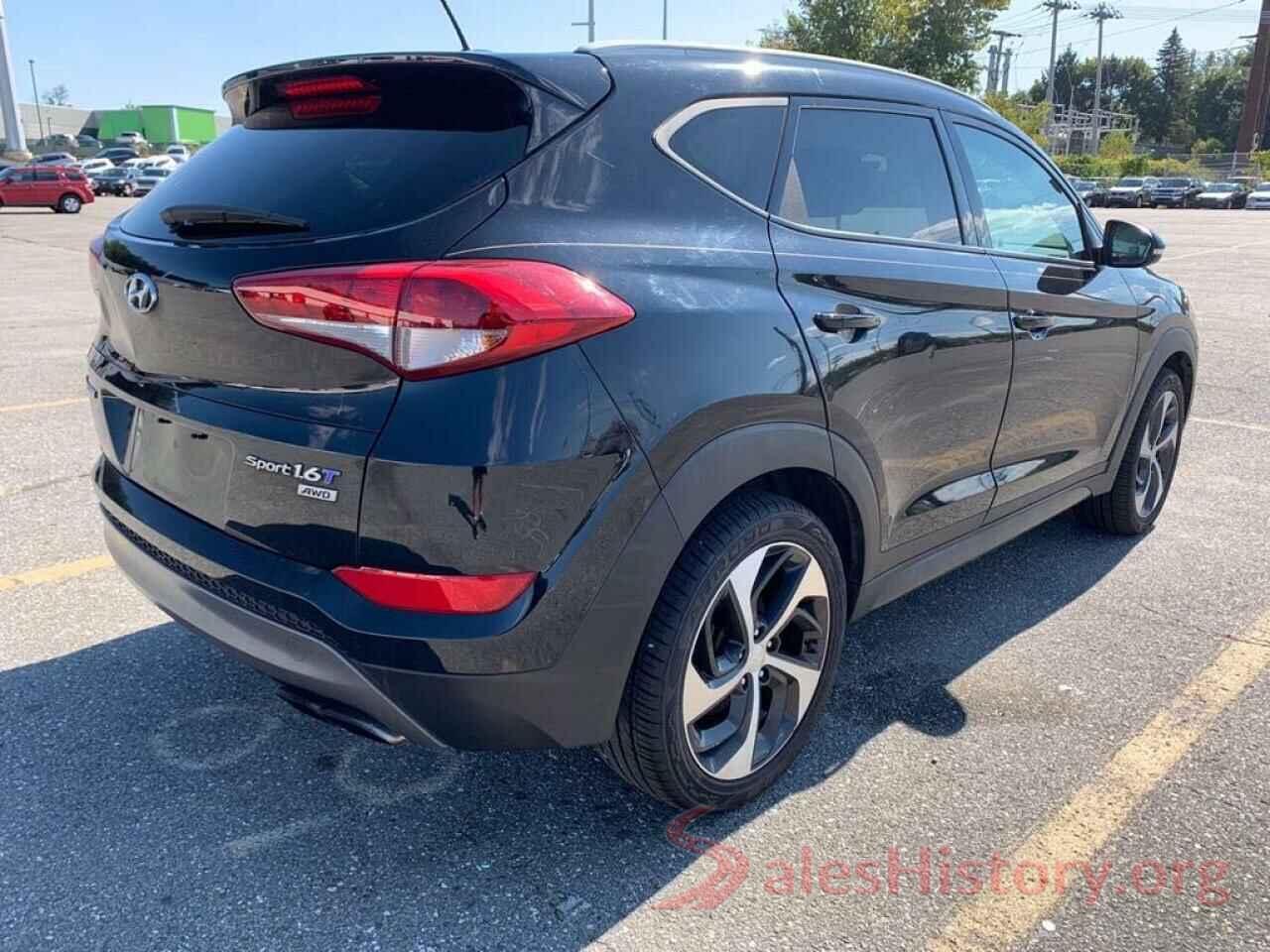 KM8J3CA27GU17024 2016 HYUNDAI TUCSON