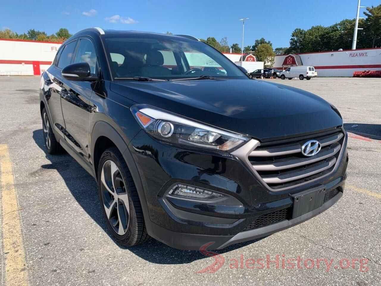 KM8J3CA27GU17024 2016 HYUNDAI TUCSON