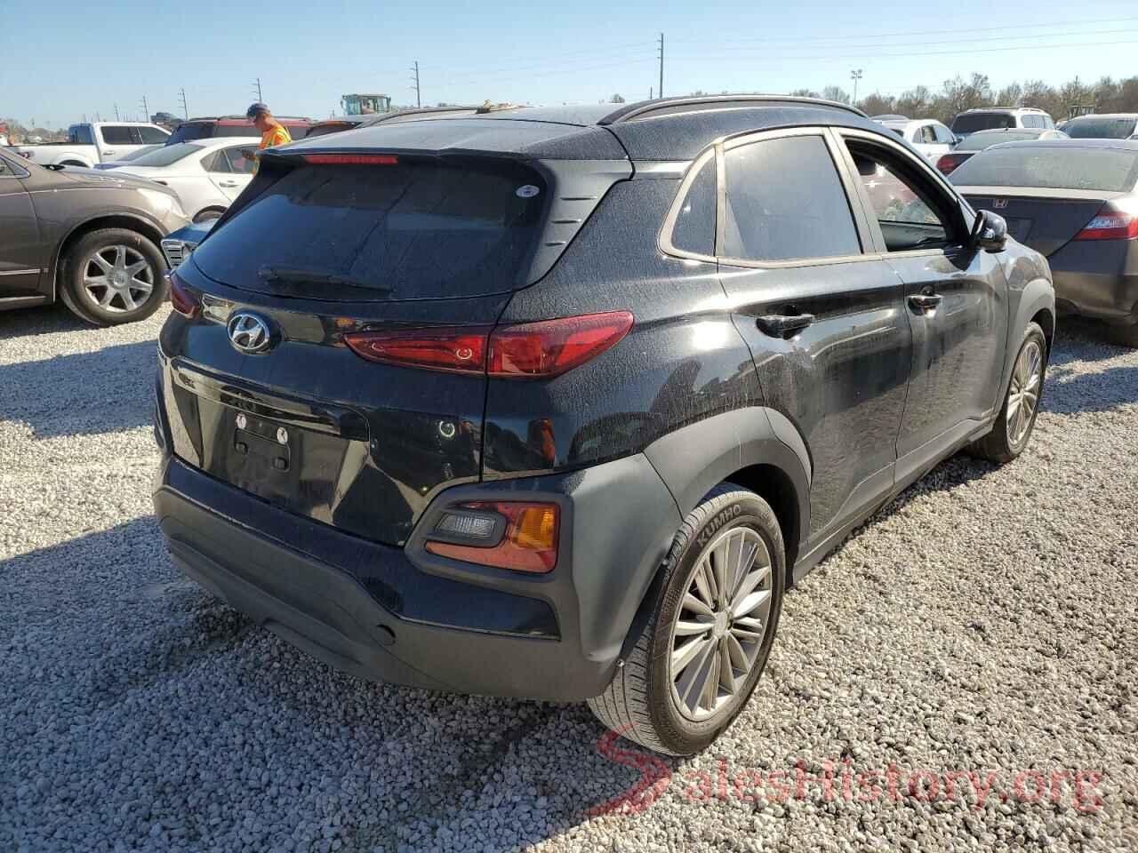 KM8K22AAXJU161533 2018 HYUNDAI KONA