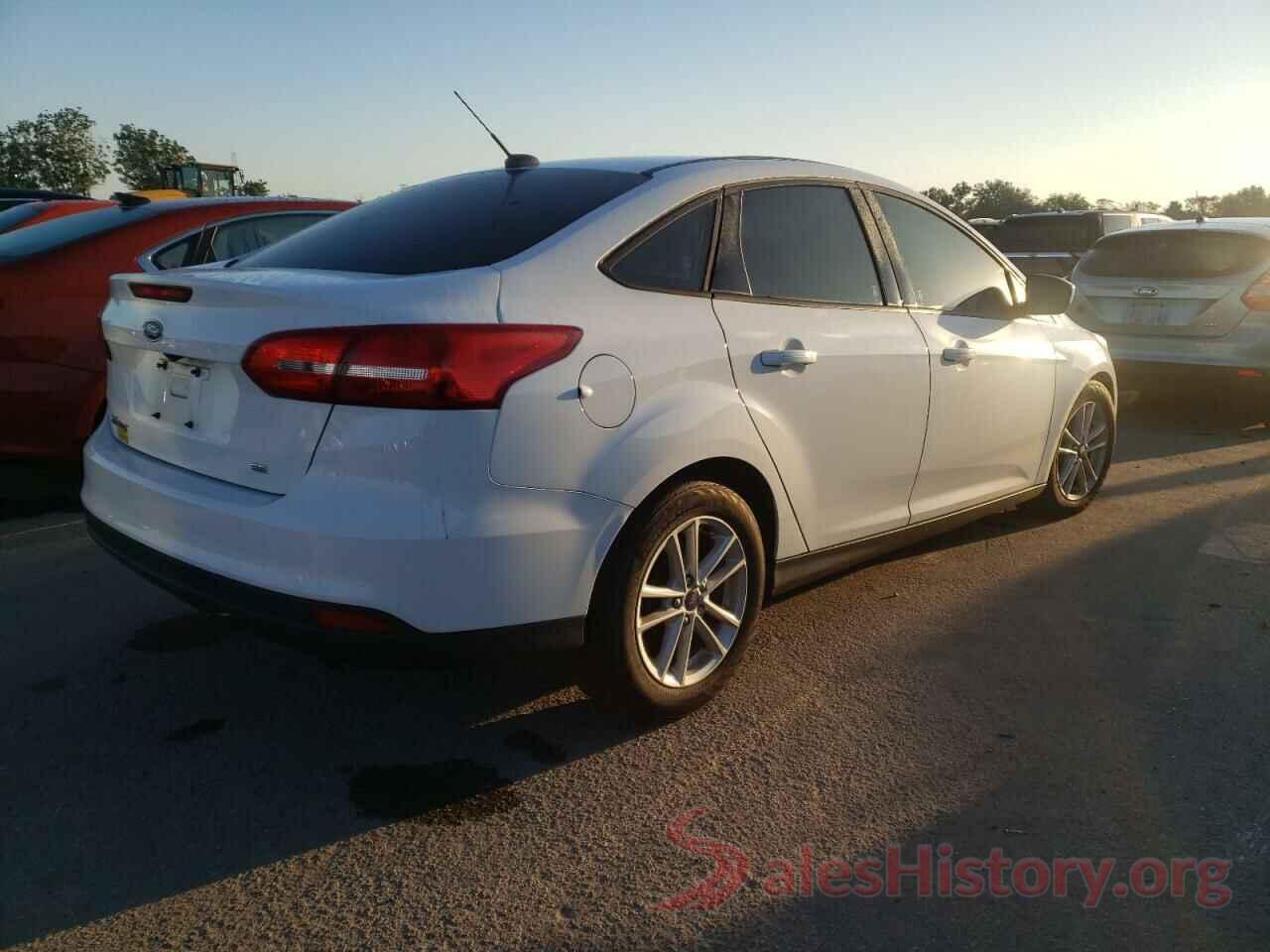 1FADP3F25JL209389 2018 FORD FOCUS