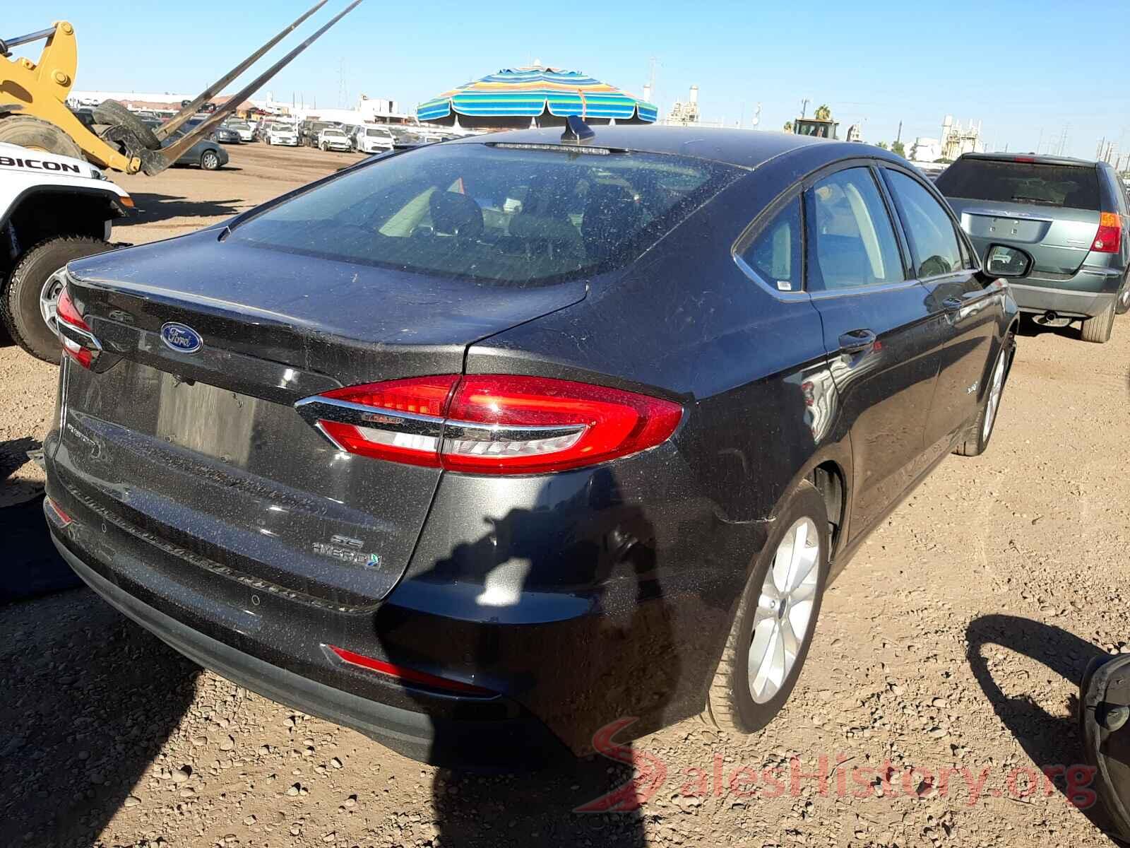 3FA6P0LU9KR261592 2019 FORD FUSION