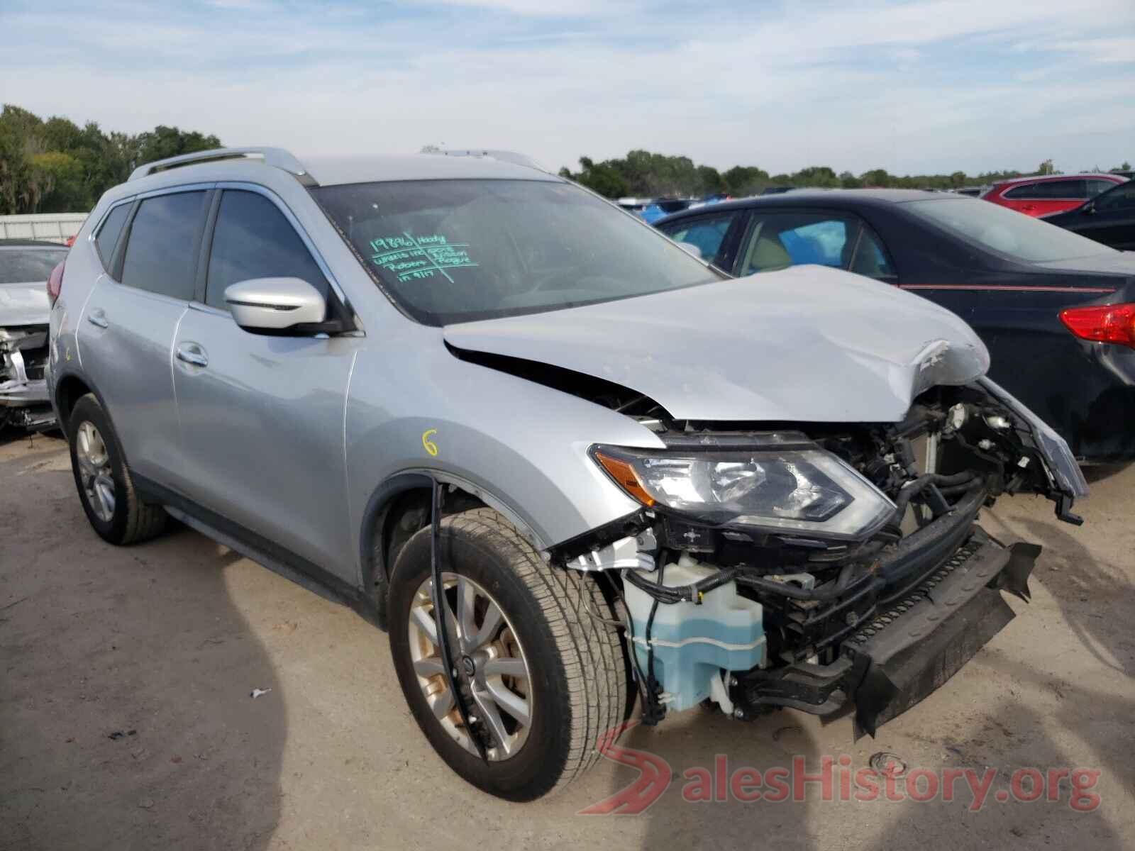 KNMAT2MV8JP519562 2018 NISSAN ROGUE