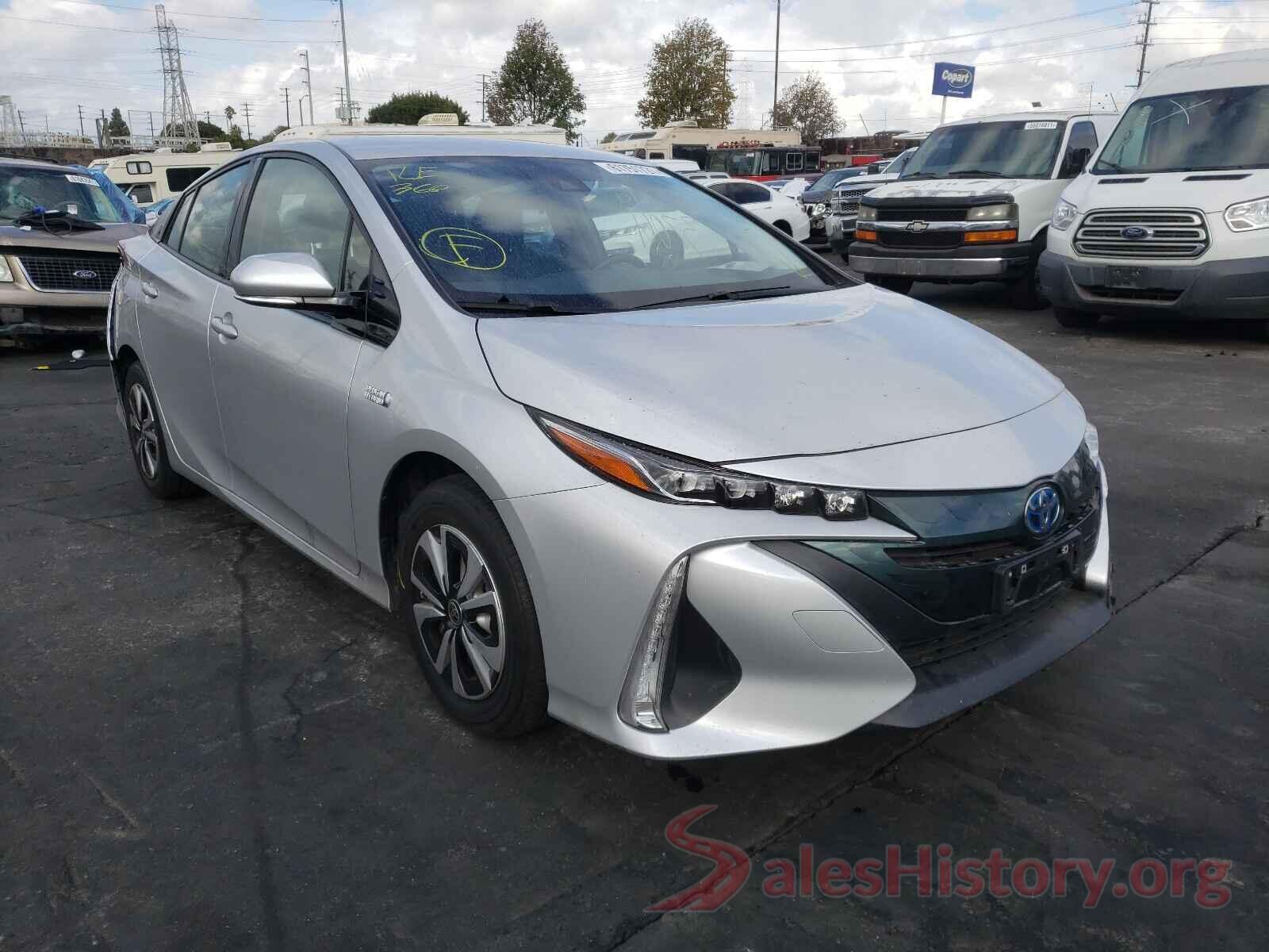 JTDKARFPXH3057718 2017 TOYOTA PRIUS