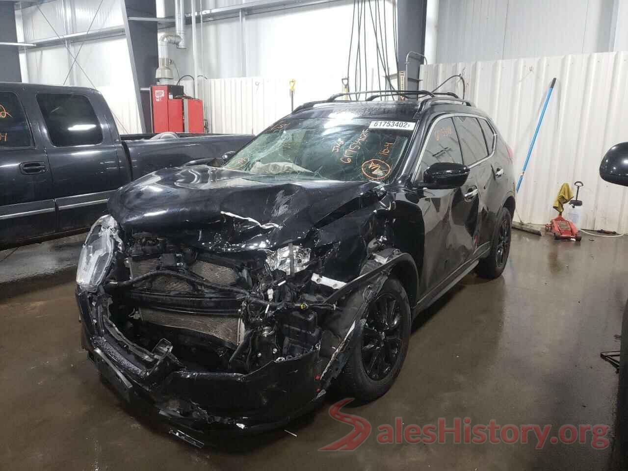 5N1AT2MV4HC880767 2017 NISSAN ROGUE