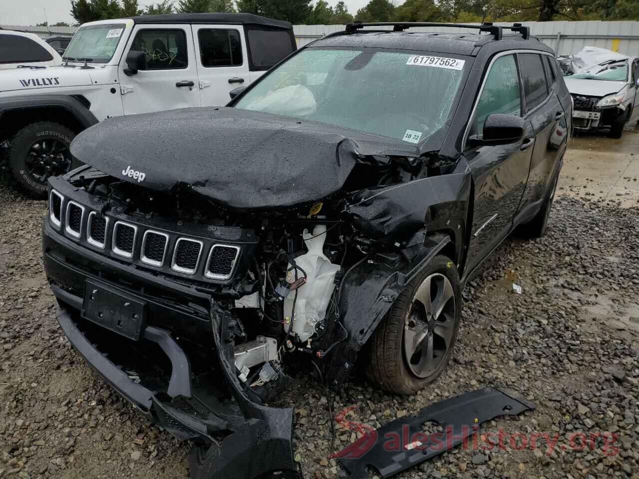 3C4NJDBB7JT155058 2018 JEEP COMPASS