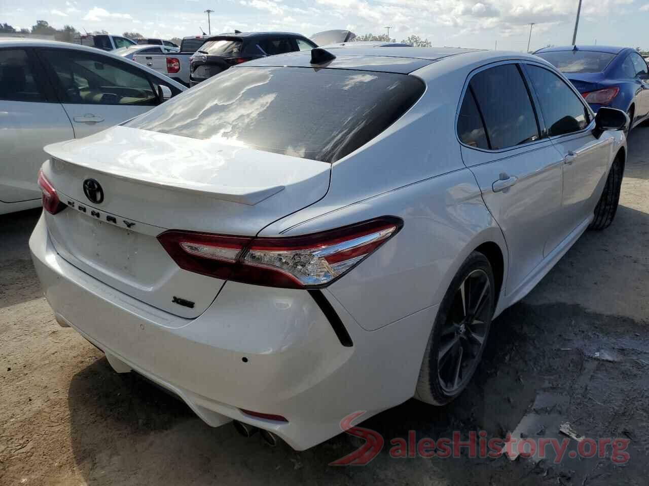 4T1B61HK1KU822879 2019 TOYOTA CAMRY