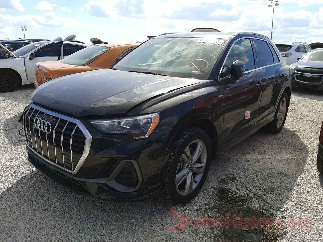 WA1DECF39L1087685 2020 AUDI Q3