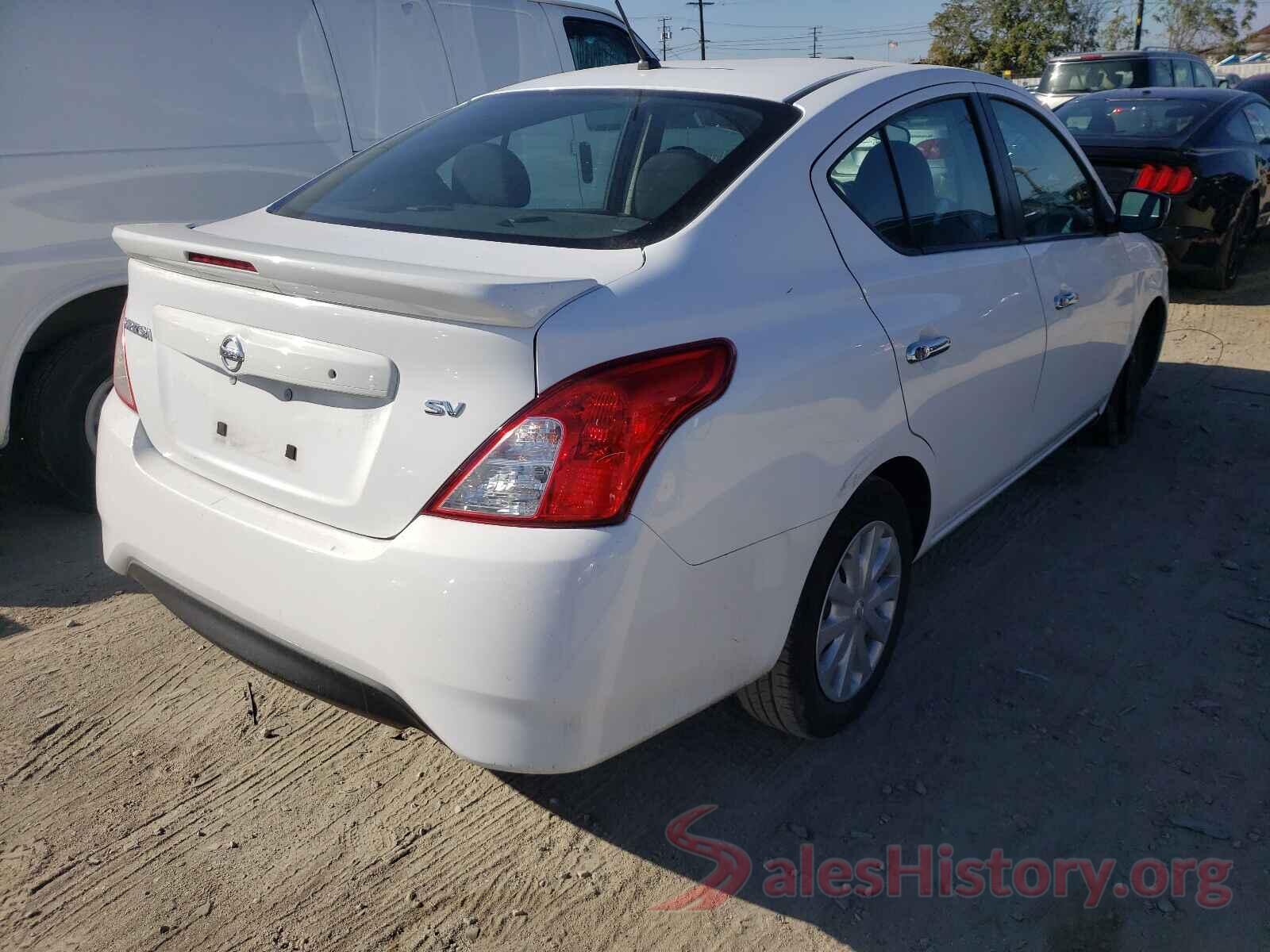 3N1CN7AP2JL873663 2018 NISSAN VERSA