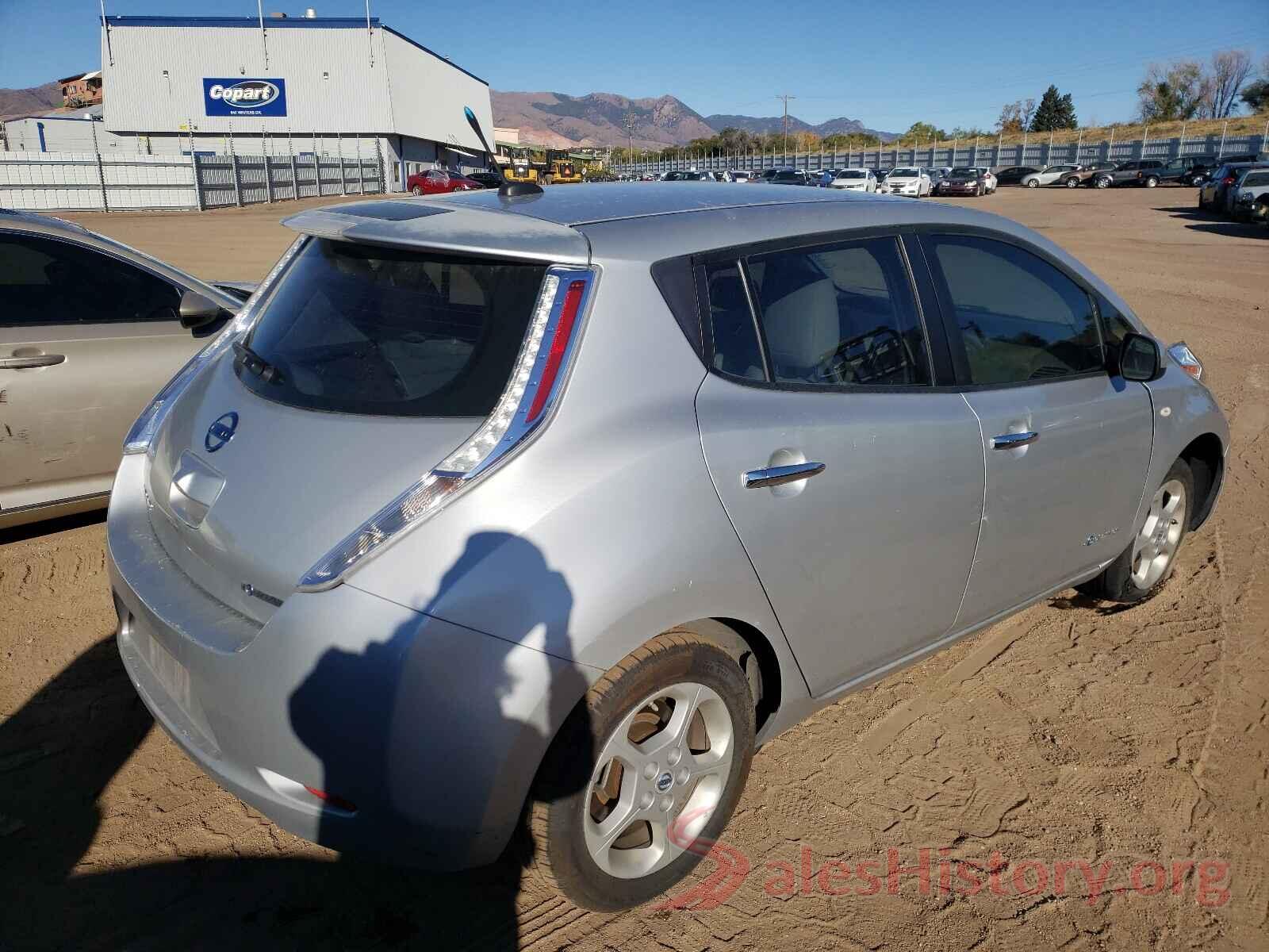 JN1AZ0CP7BT002240 2011 NISSAN LEAF