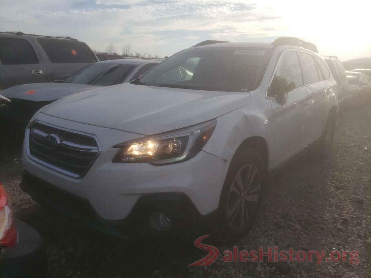 4S4BSAKC8J3201060 2018 SUBARU OUTBACK