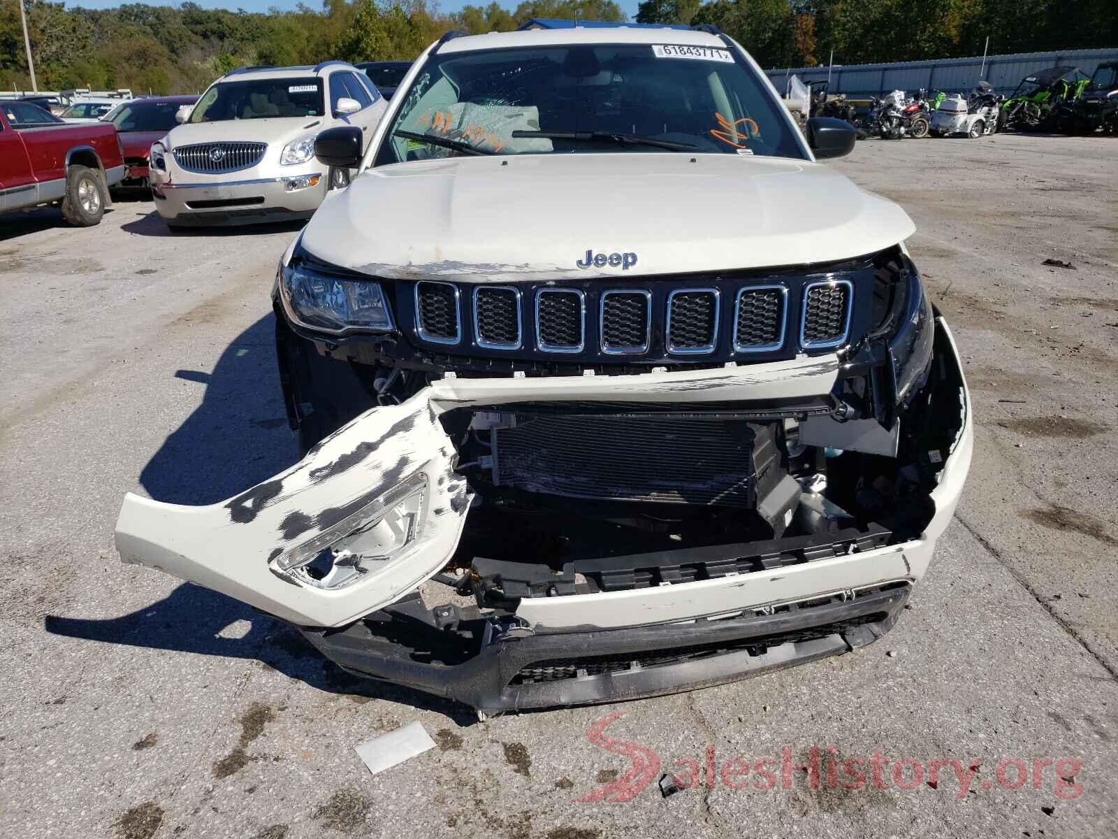 3C4NJCAB3JT488823 2018 JEEP COMPASS