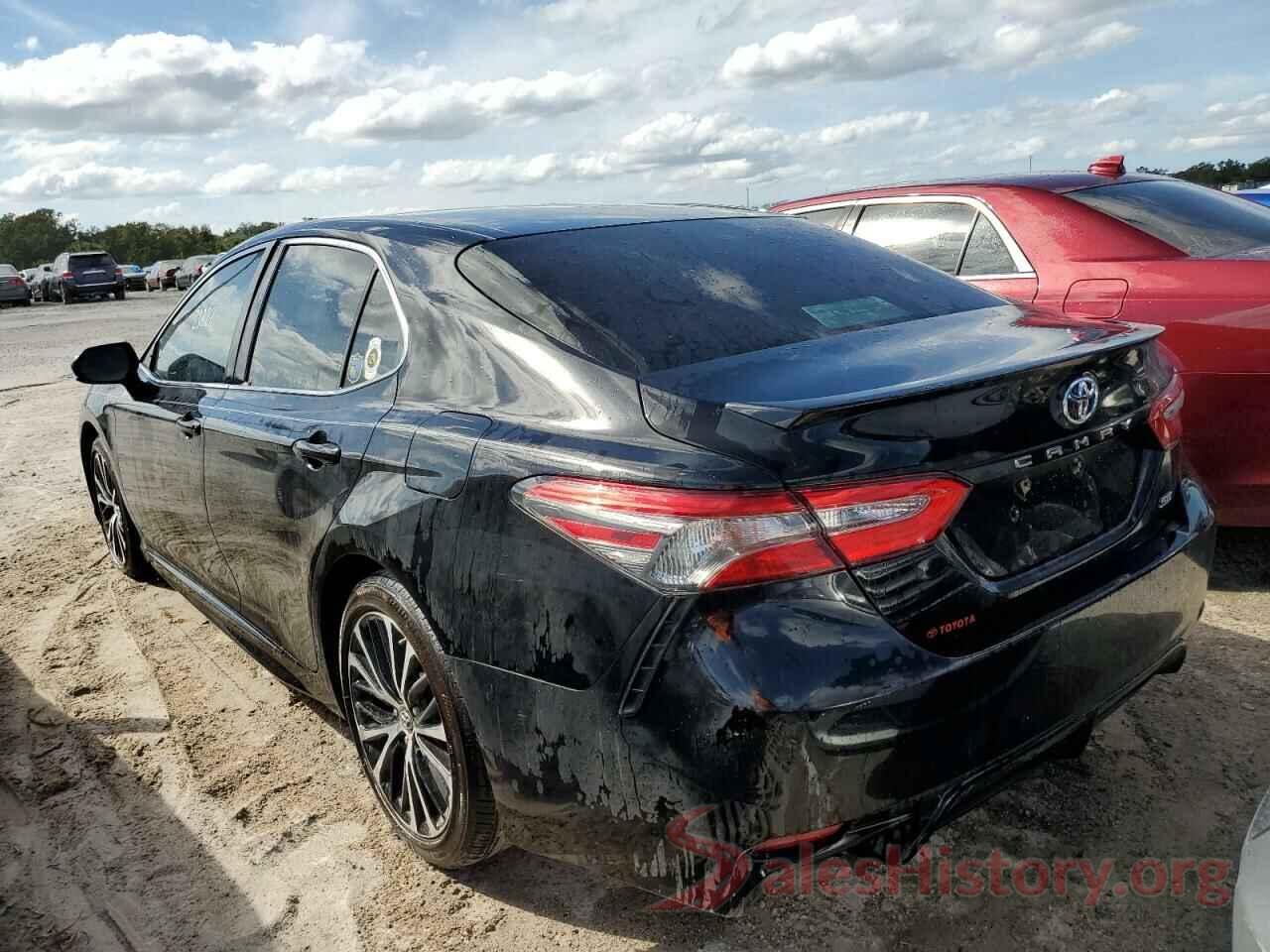 4T1B11HK7JU157001 2018 TOYOTA CAMRY