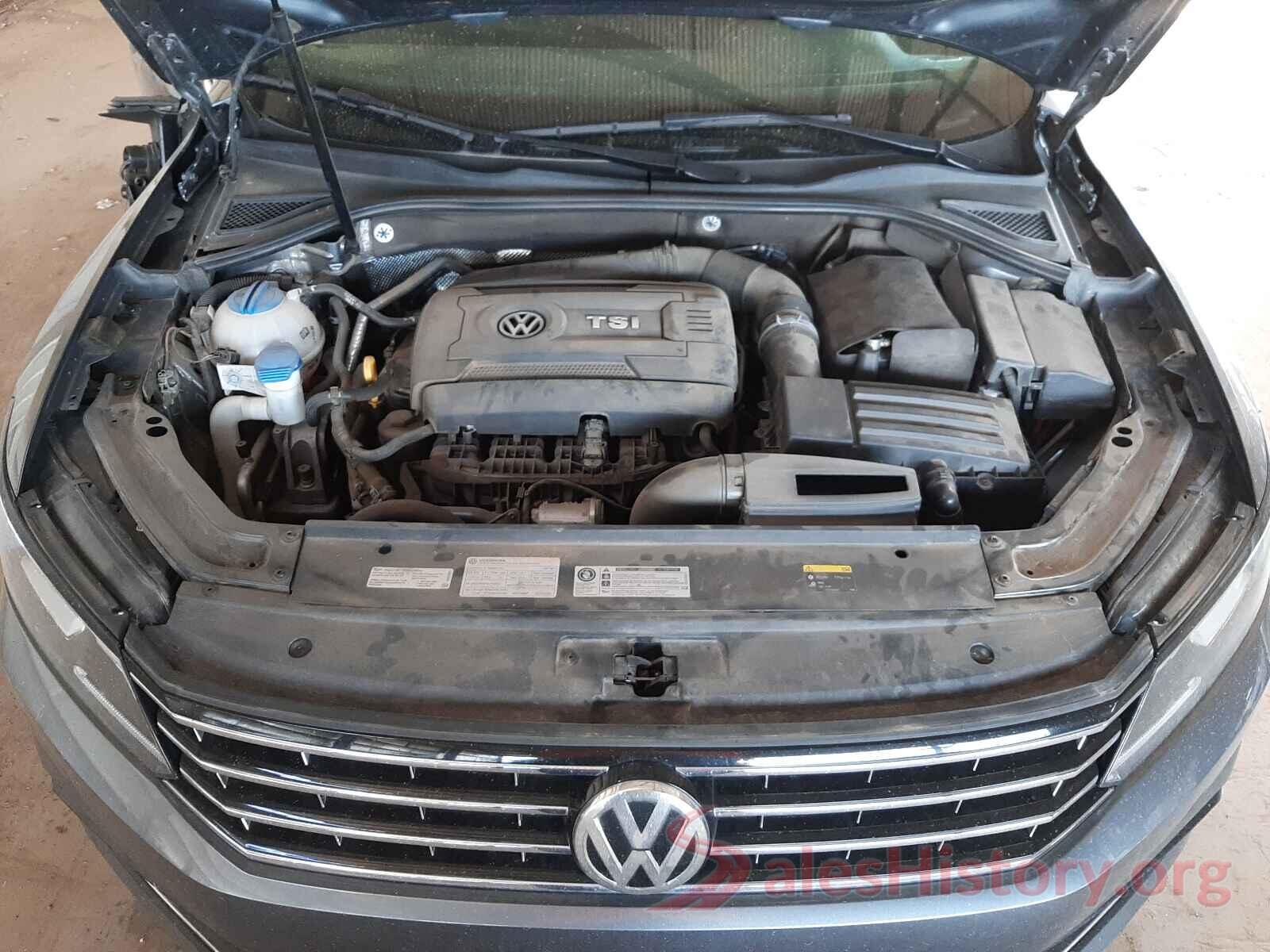 1VWAT7A38HC038984 2017 VOLKSWAGEN PASSAT